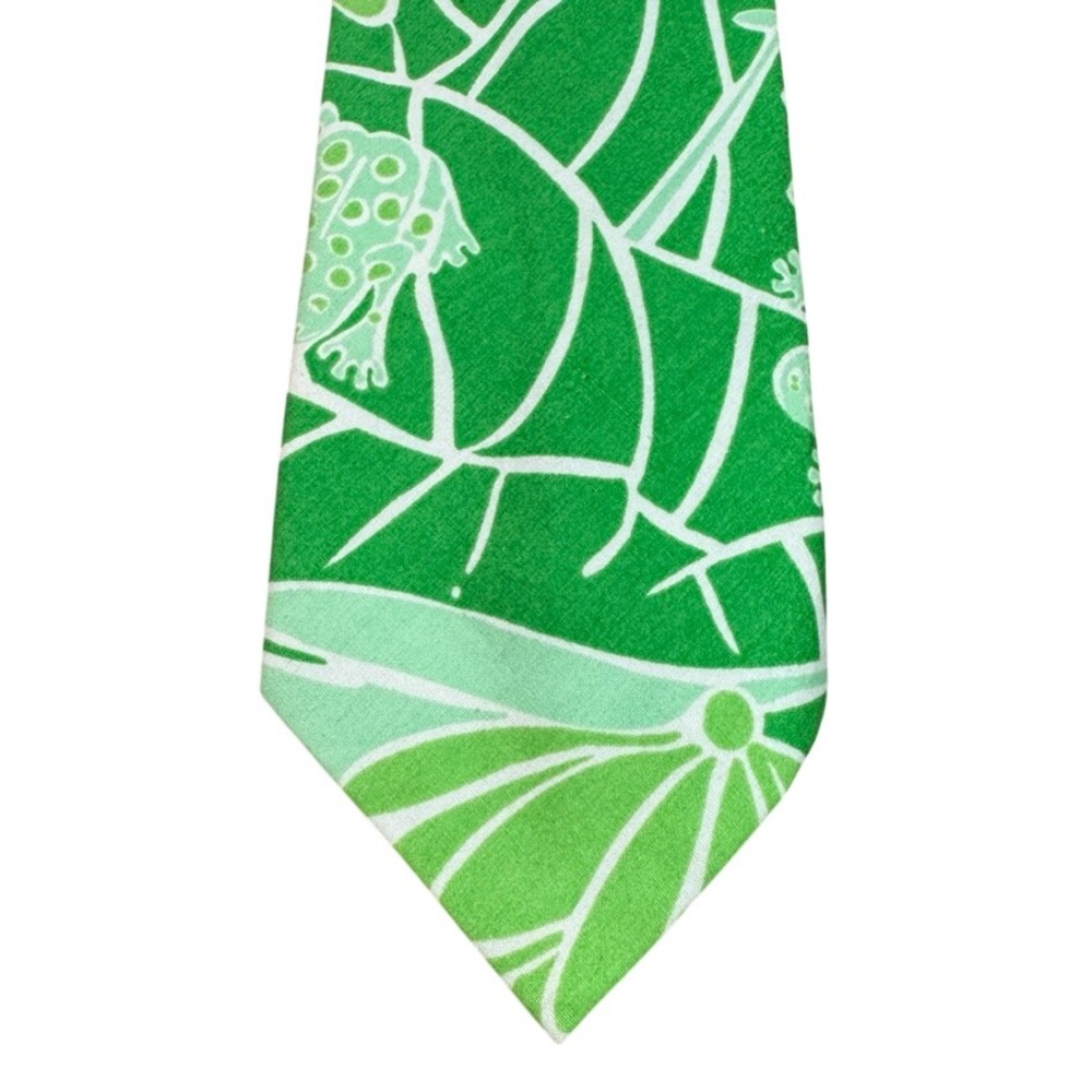 Lilly Pulitzer Mens Tie Green White Frog Lily Pad Tropical Cotton Print RN 88189